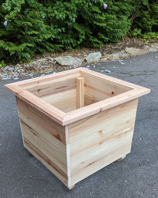 h) Planter 18"